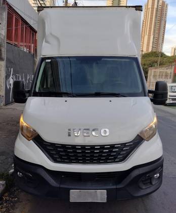 IVECO DAILY 3.0 TURBO DIESEL 35-150 CHASSI CS MANUAL IVECO DAILY 3.0 TURBO DIESEL 35-150 CHASSI CS MANUAL